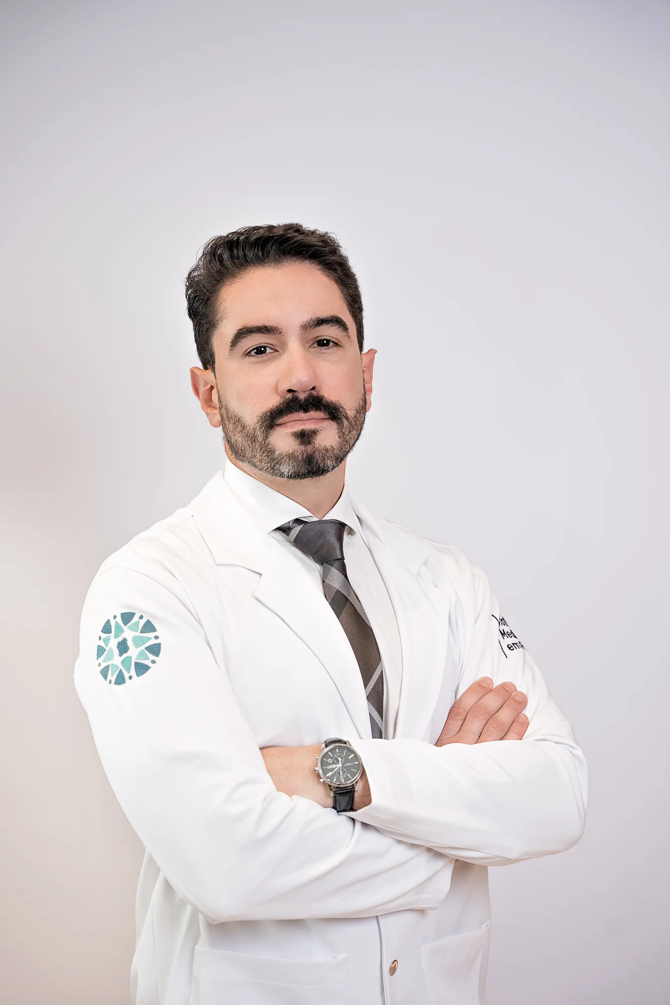Especialistas em Hérnias 3 Dr. Rodrigo Barbosa, Cirurgião do Aparelho Digestivo, Cirurgião Geral, Coloproctologista — especialistas em hérnia