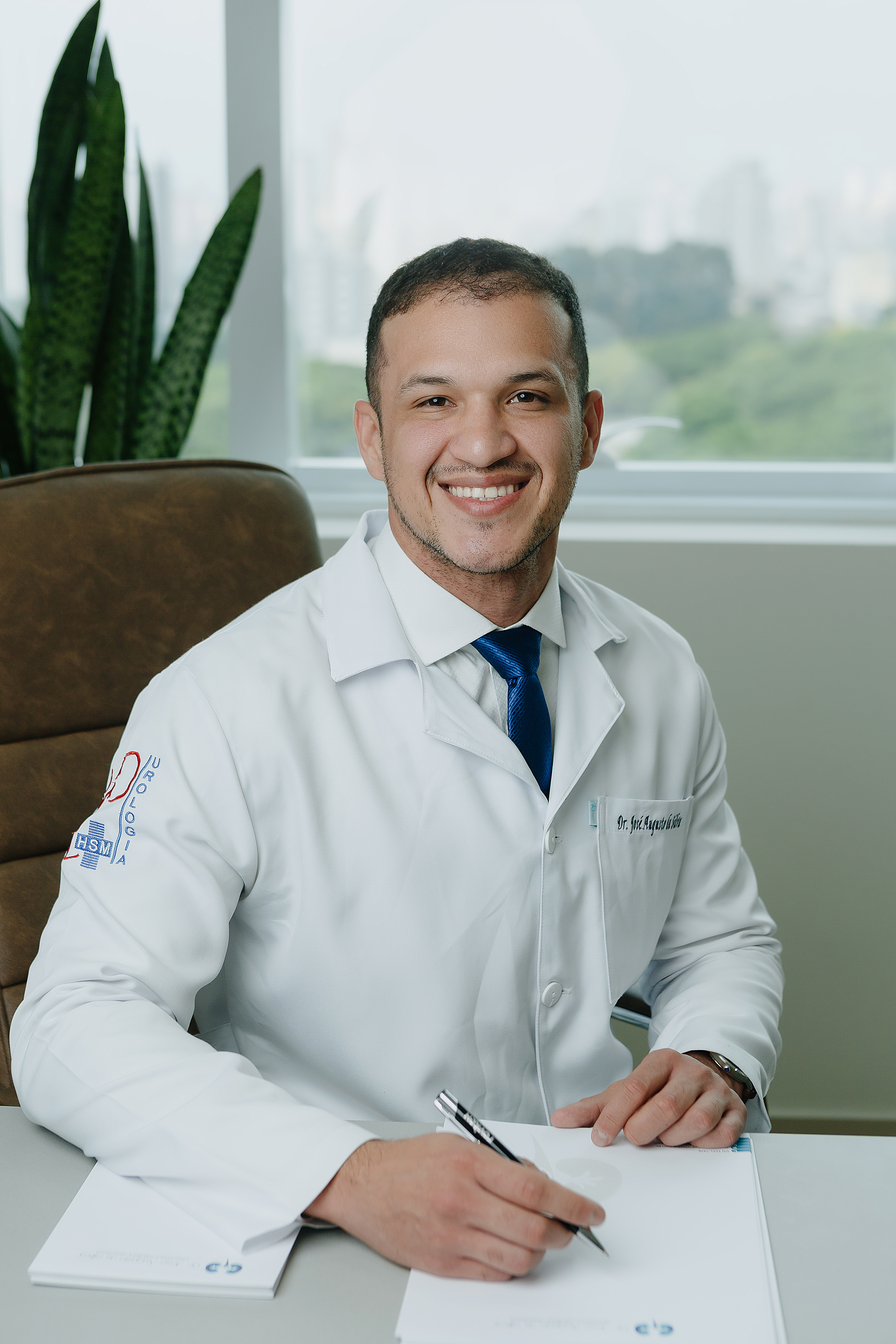 Especialista em cirurgia robótica da Próstata — Dr. Augusto 1 Dr. José Augusto, especialista em cirurgia robótica da próstata em São Paulo