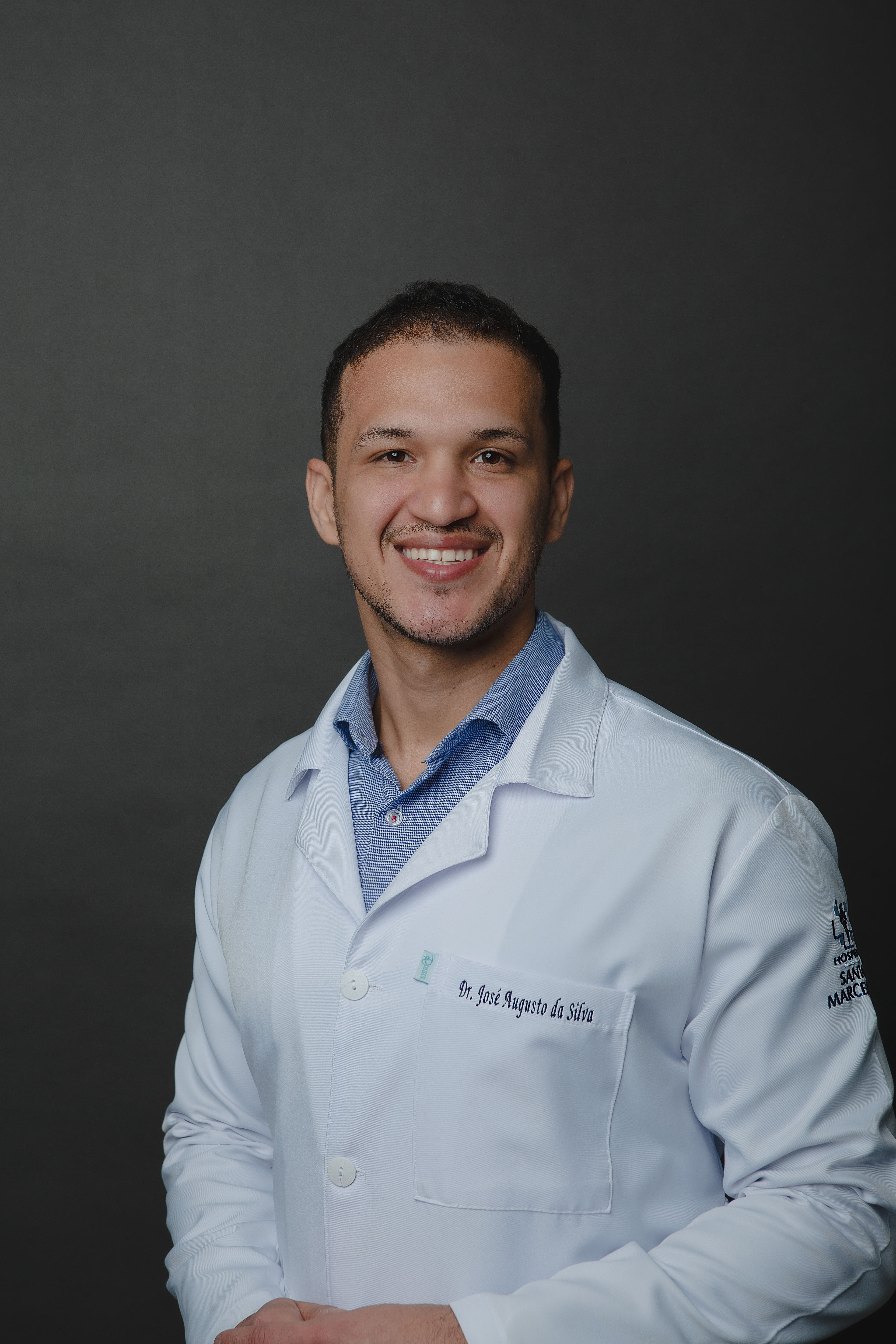Medico urologista em SP — operar ou tratar? Dr. Augusto 1 Dr. José Augusto, medico urologista em São Paulo
